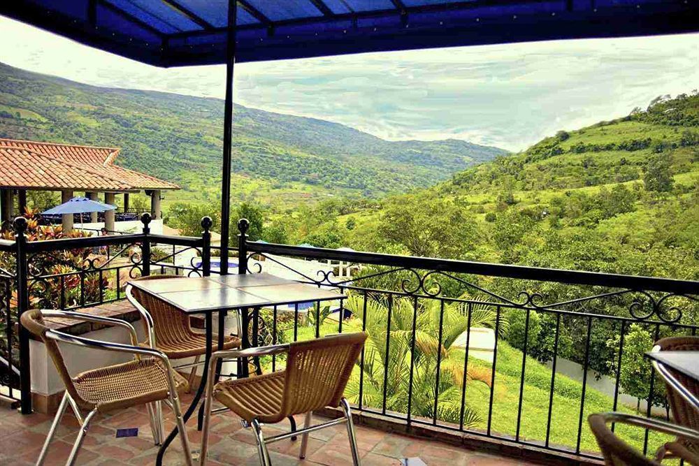 Hotel Sierra De La Cruz Valle de San José Extérieur photo