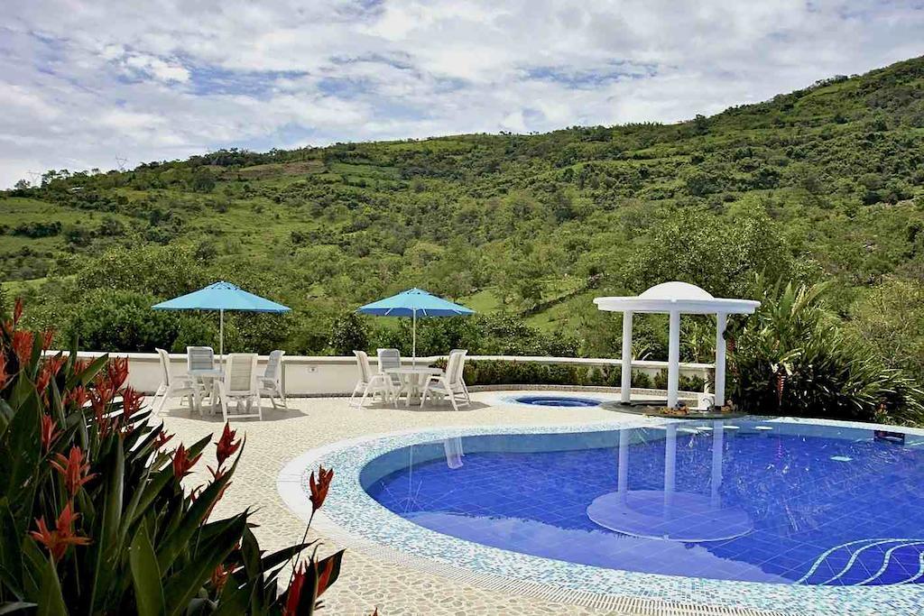 Hotel Sierra De La Cruz Valle de San José Extérieur photo